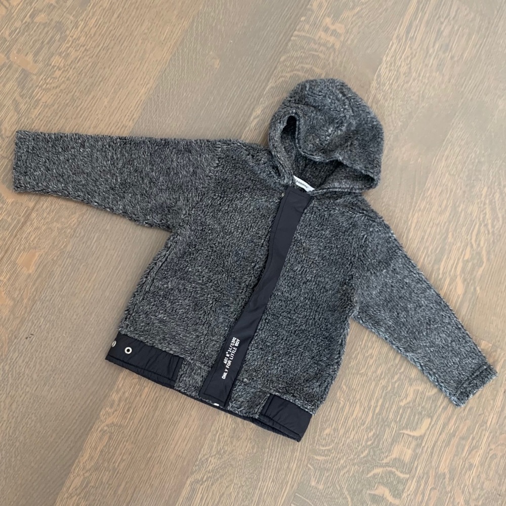 3 Pommes Baby Boy Furry Hooded Top size 24